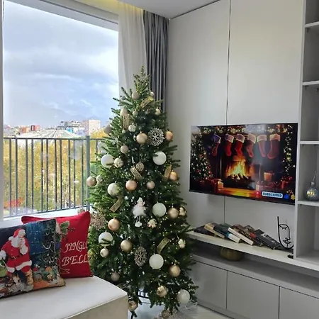 Penthouse With A View Тирана