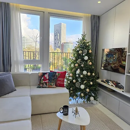 Penthouse With A View Apartmán Tirana